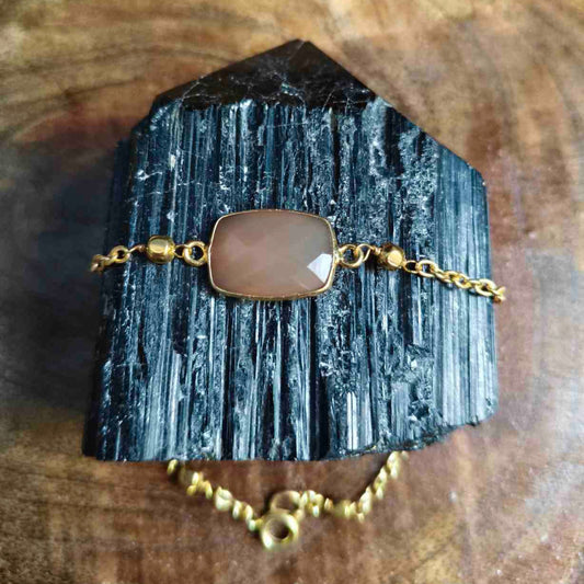 18K Gold Plated Peach Moonstone Bracelet