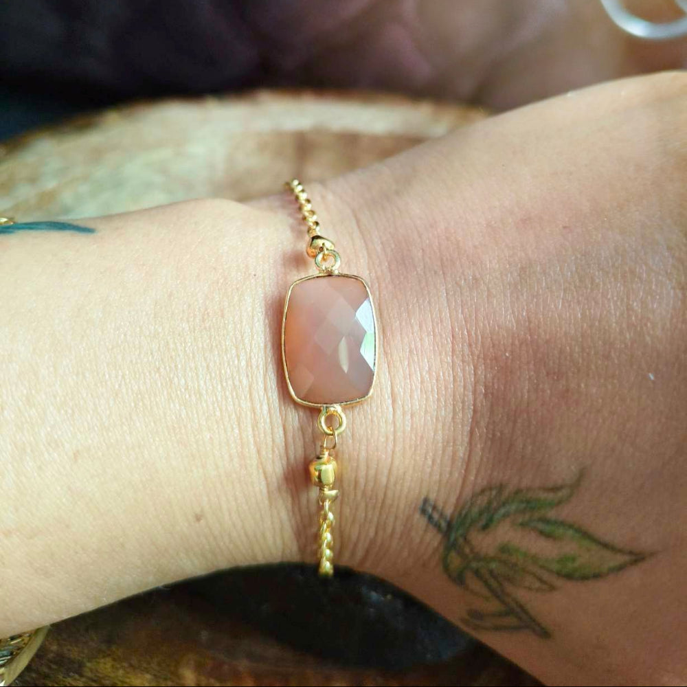 18K Gold Plated Peach Moonstone Bracelet