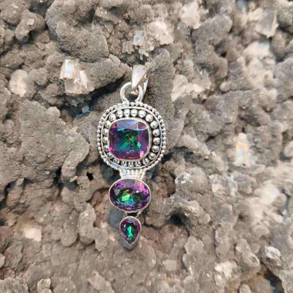 92.5 Sliver Pendant With Three Layer Mystic Topaz Pendant