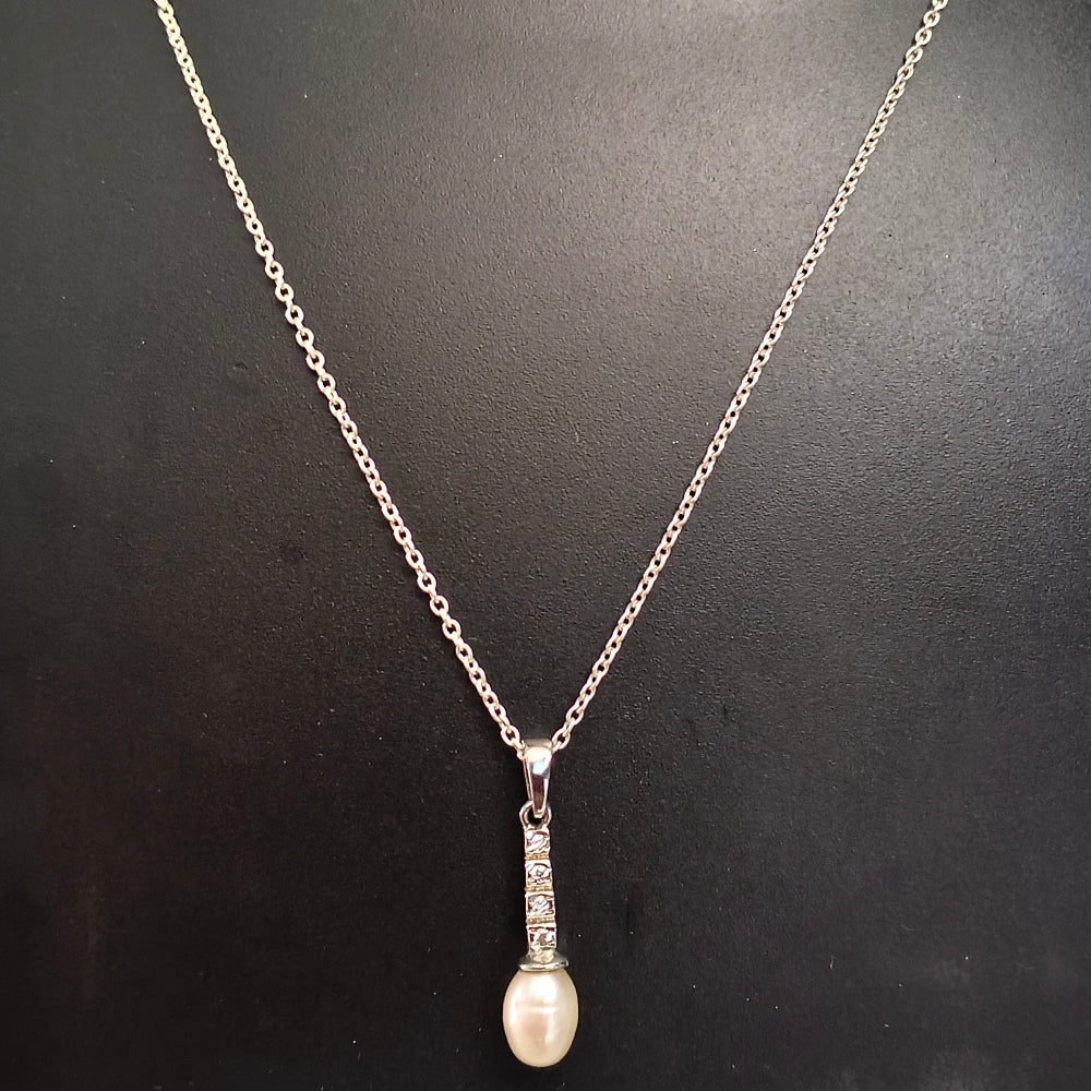 92.5 Sterling Silver Oval Drop Pearl Pendant