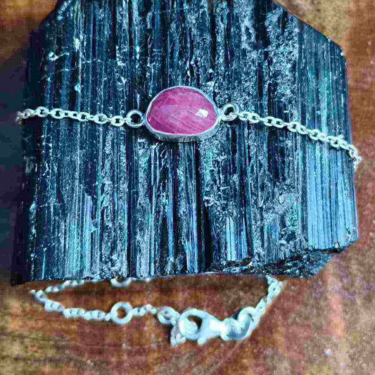 94.5 Sterling Silver Pink Ruby Gemstone Bracelet