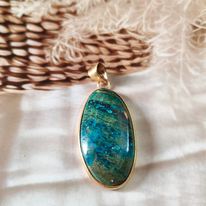 Agate Sea Green Natural Stone 18K Gold Plated Pendant