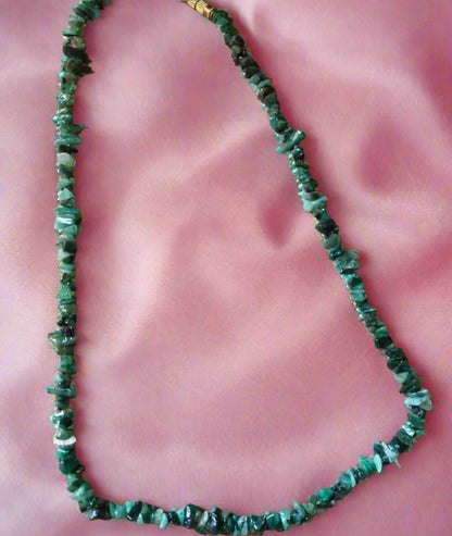 Emerald gemstone Chips necklace