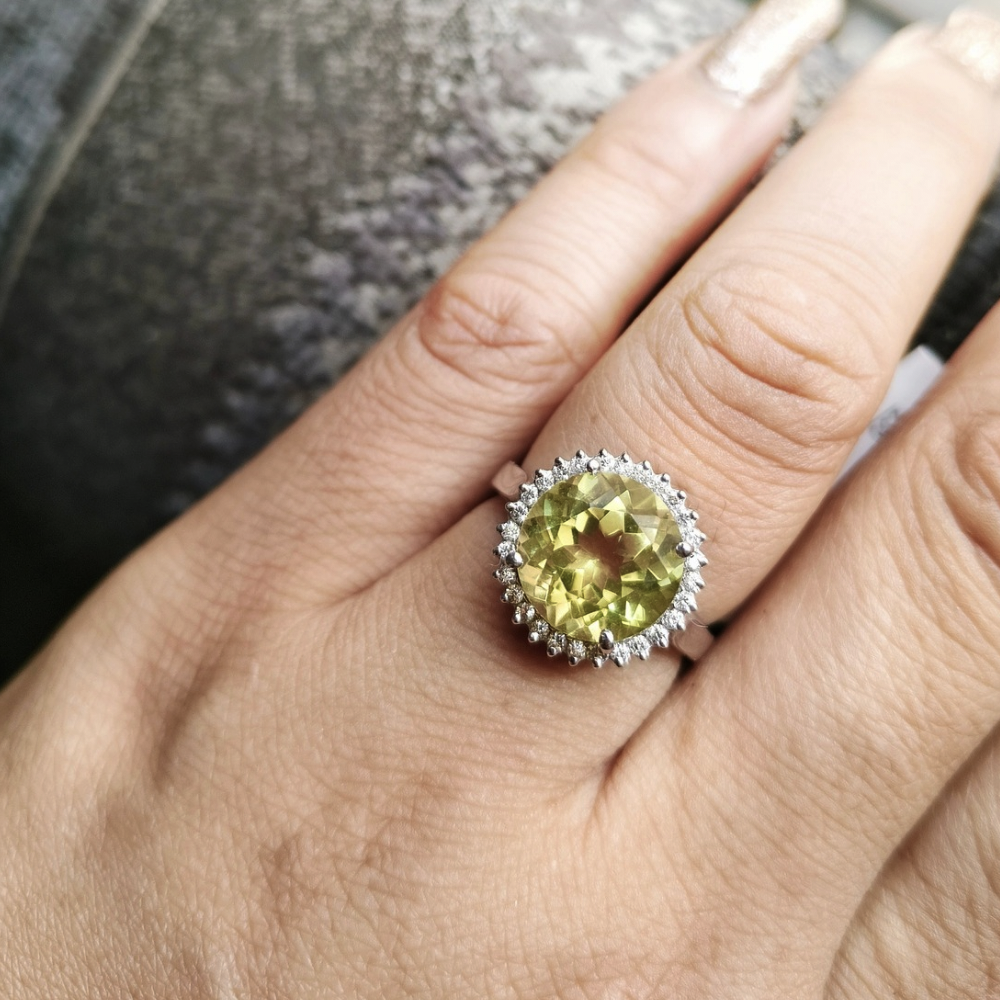 Green Peridot Gemstone 925 Silver Ring