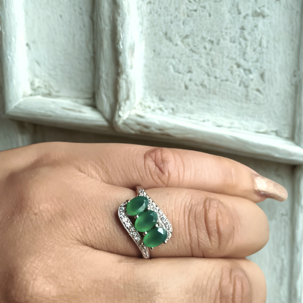 Triple Emerald Gemstone 925 Silver Ring